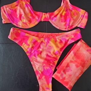 437 Flora Luna × Aria with Sarong